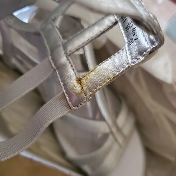 Naturalizer Joanie Silver Sandals, Woman's Sandals NIB - Picture 4 of 4